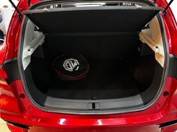 MG MG ZS 51.1kWh Trophy Auto 5dr