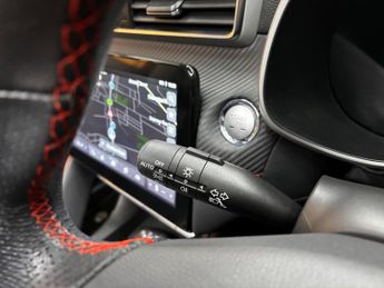 MG MG ZS 51.1kWh Trophy Auto 5dr