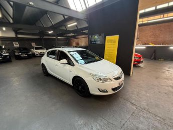 Vauxhall Astra 1.6 16v Exclusiv Euro 5 5dr