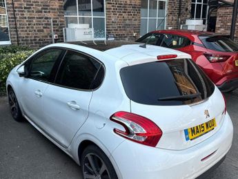 Peugeot 208 1.6 VTi Feline Euro 5 5dr (Nav)
