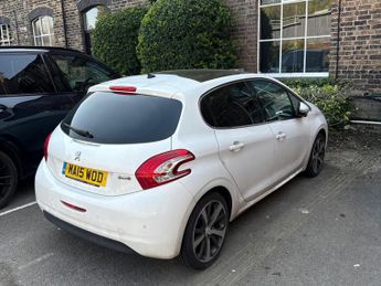 Peugeot 208 1.6 VTi Feline Euro 5 5dr (Nav)
