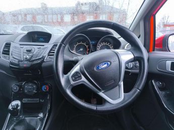 Ford Fiesta 1.0T EcoBoost Zetec Euro 5 (s/s) 5dr