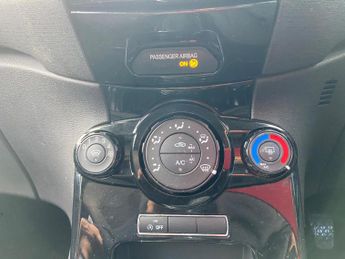 Ford Fiesta 1.0T EcoBoost Zetec Euro 6 (s/s) 5dr