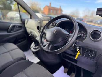 Peugeot Partner 1.6 BlueHDi 651 Professional L1 5dr
