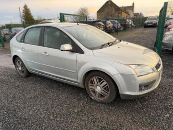Ford Focus 1.6 Ghia 5dr