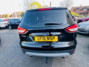 Ford Kuga 2.0 TDCi EcoBlue Zetec Powershift AWD Euro 6 (s/s) 5dr