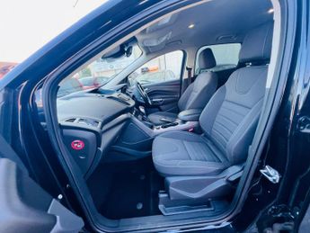 Ford Kuga 2.0 TDCi EcoBlue Zetec Powershift AWD Euro 6 (s/s) 5dr