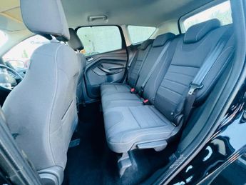 Ford Kuga 2.0 TDCi EcoBlue Zetec Powershift AWD Euro 6 (s/s) 5dr