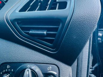 Ford Kuga 2.0 TDCi EcoBlue Zetec Powershift AWD Euro 6 (s/s) 5dr
