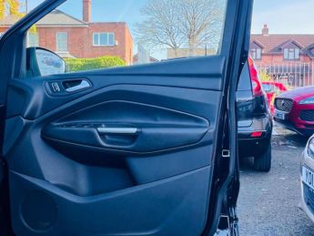 Ford Kuga 2.0 TDCi EcoBlue Zetec Powershift AWD Euro 6 (s/s) 5dr