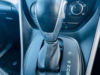 Ford Kuga 2.0 TDCi EcoBlue Zetec Powershift AWD Euro 6 (s/s) 5dr