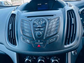 Ford Kuga 2.0 TDCi EcoBlue Zetec Powershift AWD Euro 6 (s/s) 5dr