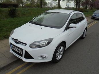 Ford Focus 1.6 Zetec Powershift Euro 5 5dr