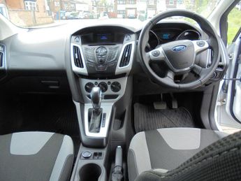 Ford Focus 1.6 Zetec Powershift Euro 5 5dr