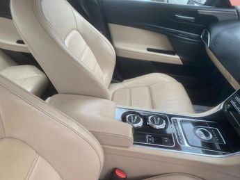 Jaguar XE 2.0d Prestige Auto Euro 6 (s/s) 4dr
