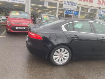 Jaguar XE 2.0d Prestige Auto Euro 6 (s/s) 4dr