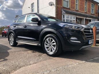 Hyundai TUCSON 2.0 CRDi SE Nav Auto 4WD Euro 6 5dr