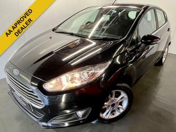 Ford Fiesta 1.25 Zetec Hatchback 5dr Petrol Manual Euro 5 (82 ps) 12 MONTHS 