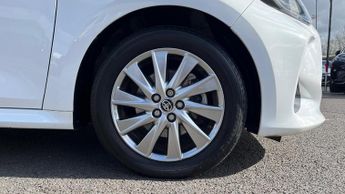 Toyota Yaris 1.5 VVT-h Icon E-CVT Euro 6 (s/s) 5dr