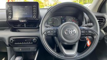 Toyota Yaris 1.5 VVT-h Icon E-CVT Euro 6 (s/s) 5dr