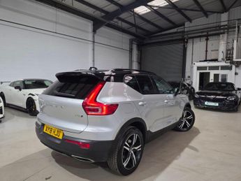 Volvo XC40 2.0 T5 First Edition Auto AWD Euro 6 (s/s) 5dr