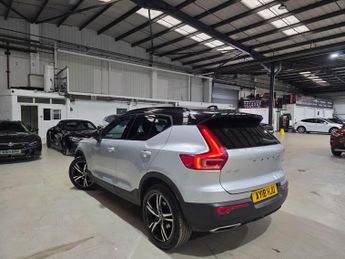 Volvo XC40 2.0 T5 First Edition Auto AWD Euro 6 (s/s) 5dr