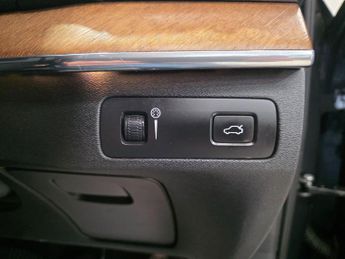 Volvo XC90 2.0 D5 PowerPulse Inscription Auto 4WD Euro 6 (s/s) 5dr