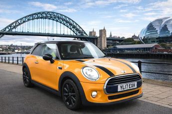MINI Hatch 1.5 Cooper Auto Euro 6 (s/s) 3dr