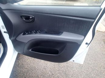 Hyundai i10 1.2 Active Auto Euro 5 5dr