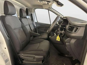 Renault Trafic 2.0 dCi Blue LL30 Start Panel Van 5dr Diesel Manual L2 H1 Euro 6