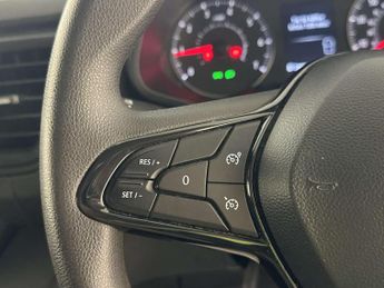 Renault Trafic 2.0 dCi Blue LL30 Start Panel Van 5dr Diesel Manual L2 H1 Euro 6