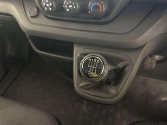 Renault Trafic 2.0 dCi Blue LL30 Start Panel Van 5dr Diesel Manual L2 H1 Euro 6