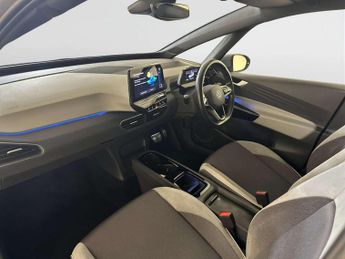 Volkswagen ID.3 Pro Performance 58kWh Family Hatchback 5dr Electric Auto (204 ps
