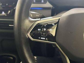 Volkswagen ID.3 Pro Performance 58kWh Family Hatchback 5dr Electric Auto (204 ps