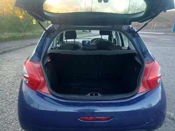 Peugeot 208 1.4 HDi Active Euro 5 5dr