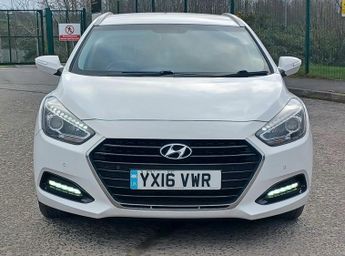 Hyundai i40 1.7 CRDi Blue Drive SE Nav Tourer Euro 6 (s/s) 5dr