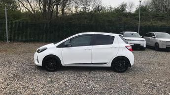 Toyota Yaris 1.5 VVT-h GR SPORT E-CVT Euro 6 (s/s) 5dr