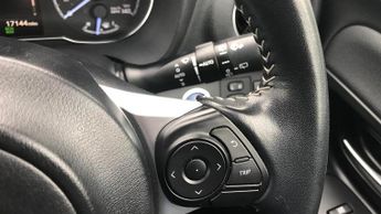 Toyota Yaris 1.5 VVT-h GR SPORT E-CVT Euro 6 (s/s) 5dr