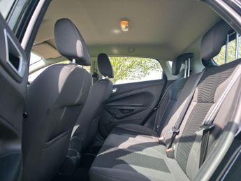 Ford Fiesta 1.0T EcoBoost Zetec Powershift Euro 6 5dr