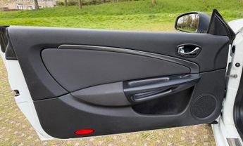 Renault Megane 1.6 dCi GT Line TomTom Convertible 2dr Diesel Manual Euro 5 (s/s