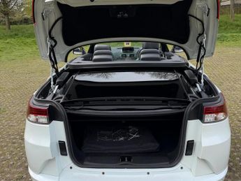 Renault Megane 1.6 dCi GT Line TomTom Convertible 2dr Diesel Manual Euro 5 (s/s