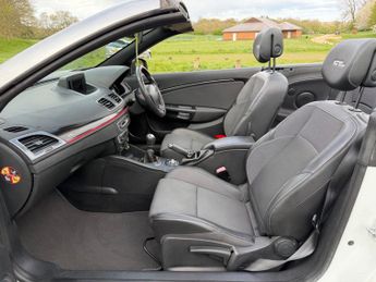 Renault Megane 1.6 dCi GT Line TomTom Convertible 2dr Diesel Manual Euro 5 (s/s