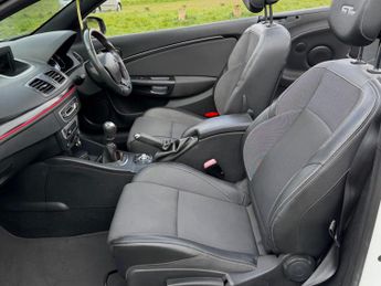 Renault Megane 1.6 dCi GT Line TomTom Convertible 2dr Diesel Manual Euro 5 (s/s