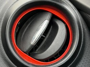 Renault Clio 1.6 TCe Renaultsport EDC Euro 5 5dr