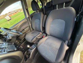 Nissan Micra 1.2 n-tec CVT Euro 6 5dr