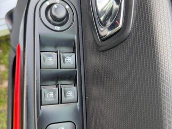 Renault Clio 1.6 TCe Renaultsport Lux EDC Euro 5 5dr
