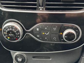 Renault Clio 1.2 TCe Dynamique S Nav EDC Euro 6 (s/s) 5dr