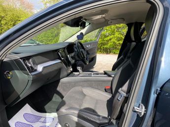 Volvo V60 2.0 D4 Momentum Auto Euro 6 (s/s) 5dr