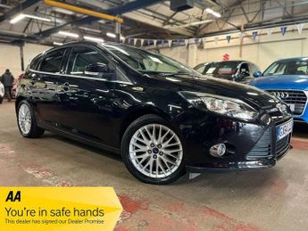 Ford Focus 1.6 Zetec Navigator Euro 5 5dr