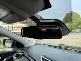 Nissan Qashqai 1.2 DIG-T n-tec XTRON 2WD Euro 6 (s/s) 5dr